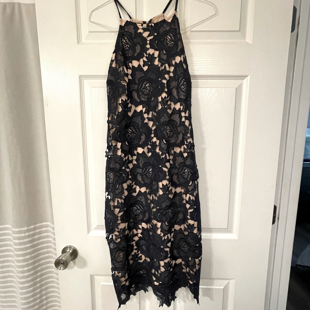 Vestique- women’s blue overlay with tan dress sz L